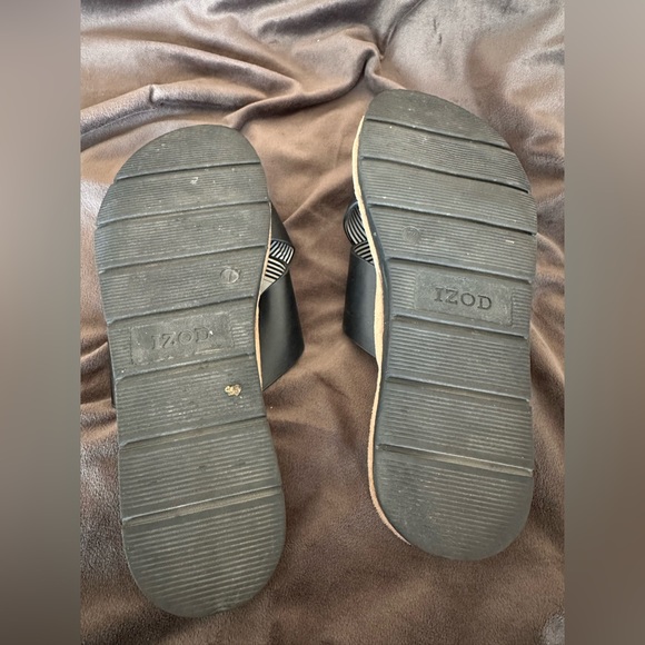 IZOD Women’s Sandals size 7 - Picture 4 of 4